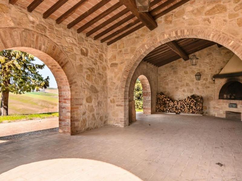 Organic Winery Estate for Sale in Montepulciano, Tuscany , Tuscany 