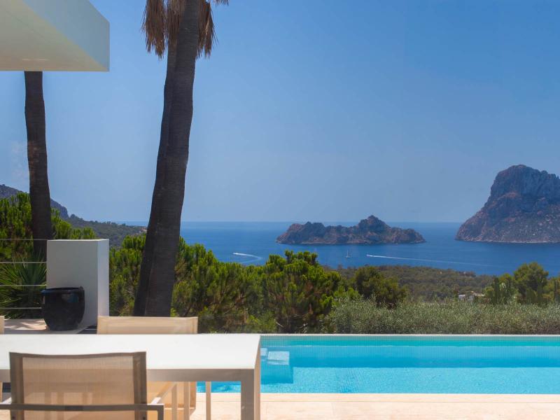 Modern Luxury Villa for Sale in Cala Carbo , Sant Josep de sa Talaia 