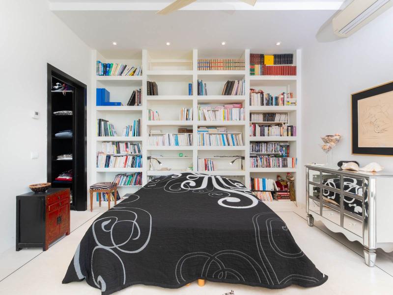 Modern Luxury Villa for Sale in Cala Carbo , Sant Josep de sa Talaia 