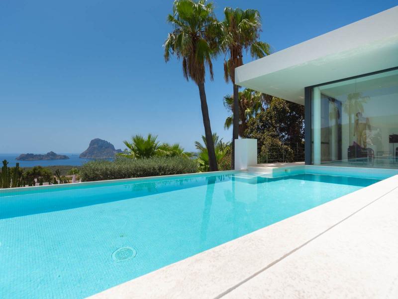 Modern Luxury Villa for Sale in Cala Carbo , Sant Josep de sa Talaia 