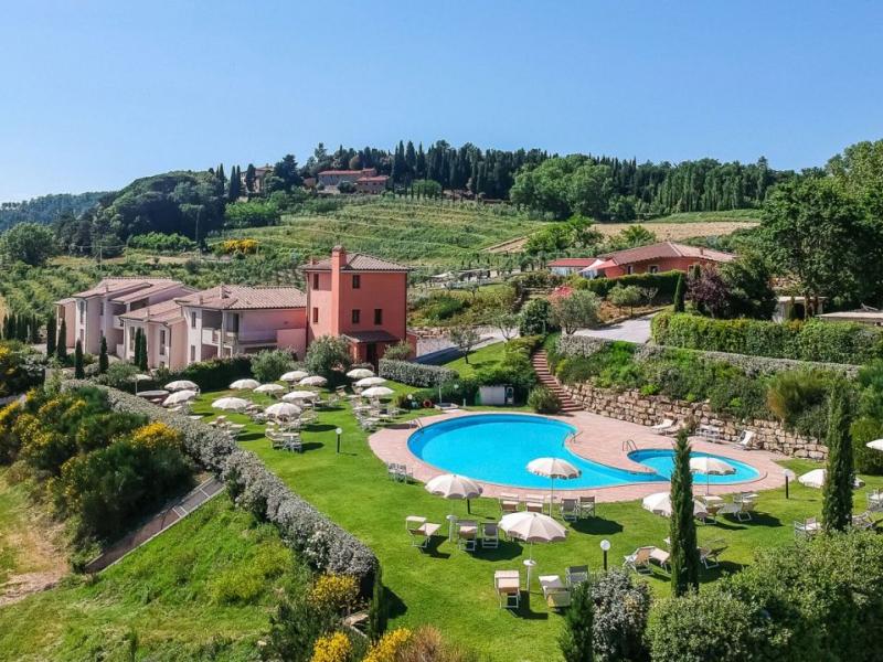 Historic Estate , Tuscany 