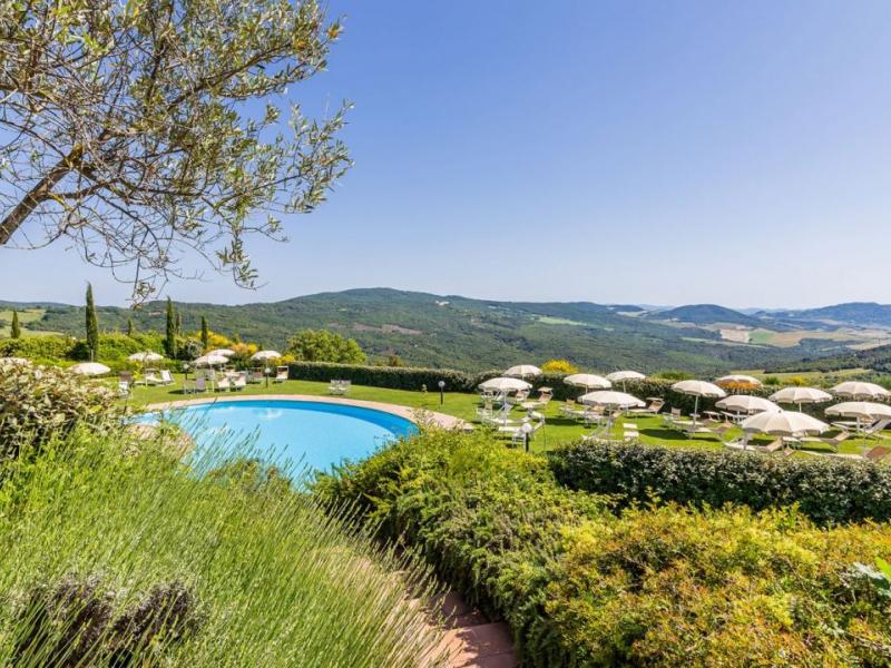 Historic Estate , Tuscany 