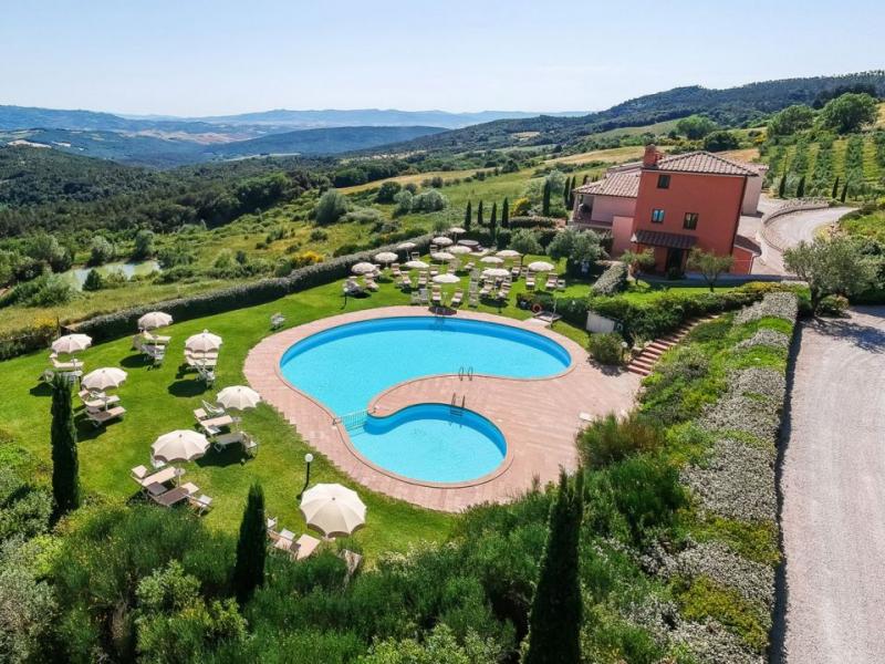 Historic Estate , Tuscany 