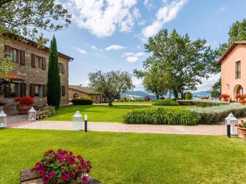 Historic Estate , Tuscany 
