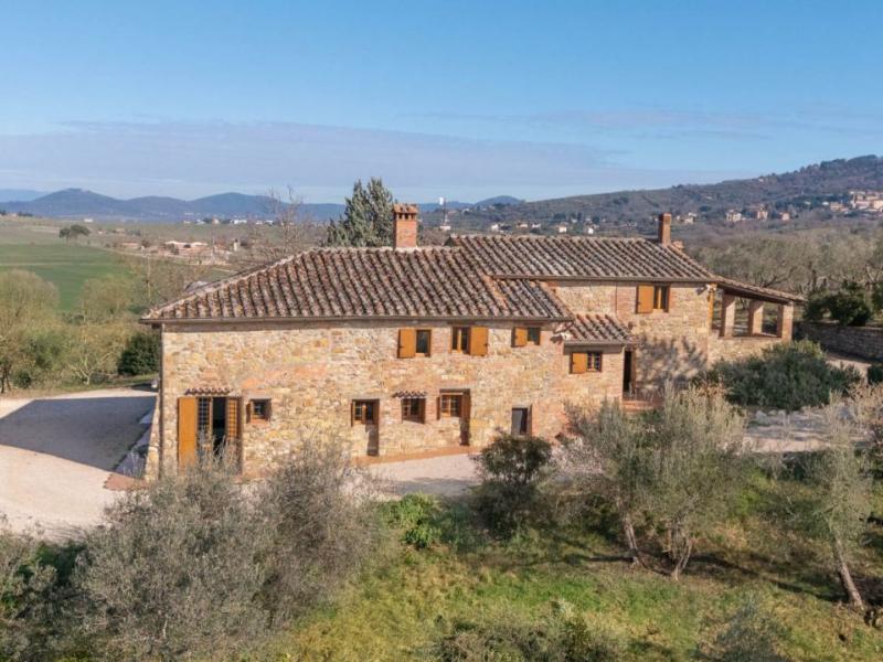 Country House/Farmhouse for sale for sale in Perugia - Paciano , 