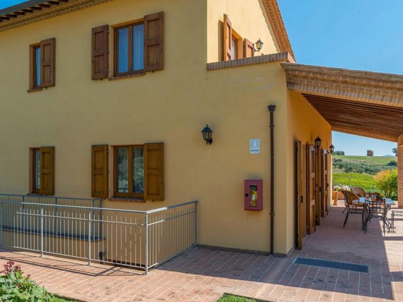 Elegant 18th-Century Estate with Pool, Tennis, Vineyards & Olive Grove , Puglia 