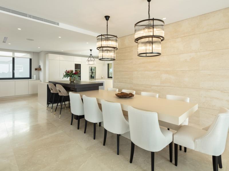 Luxury Villa for Sale in El Paraiso, Marbella , Estepona 