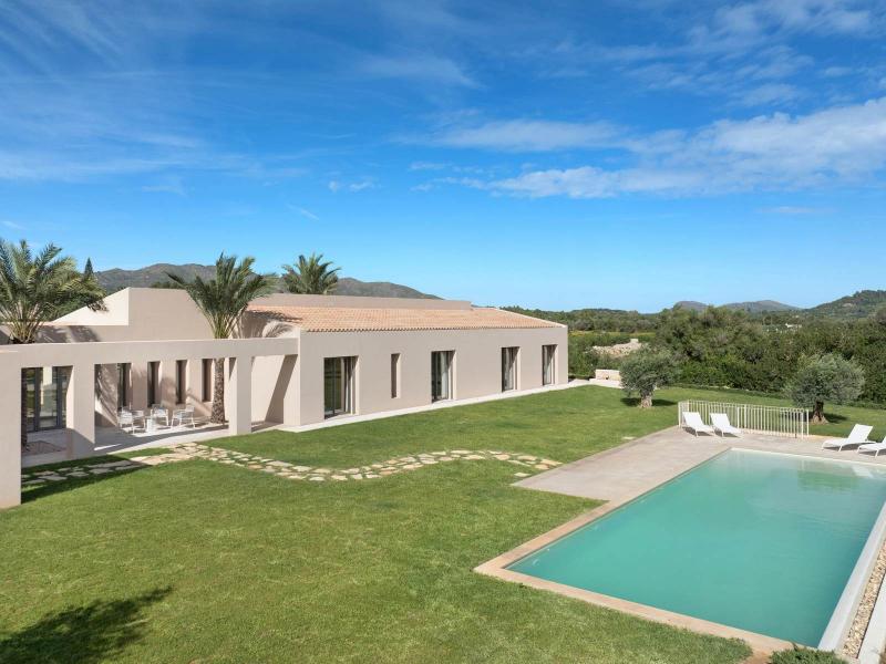 New-Build Luxury Villa for Sale in Canyamel , East 