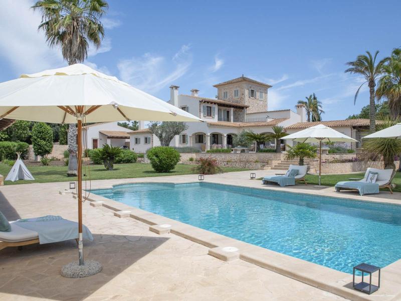 Luxury Estate for Sale in Cas Concos , 