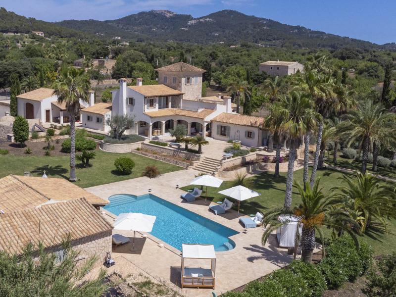 Luxury Estate for Sale in Cas Concos , 