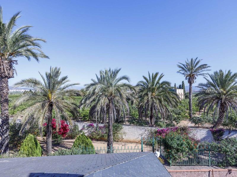 Exceptional Estate with 2 Villas, 2 Pools & 40,000 m² of Orange Groves , Valencia 