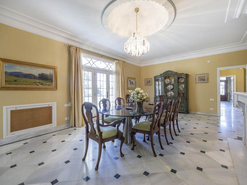 Exceptional Estate with 2 Villas, 2 Pools & 40,000 m² of Orange Groves , Valencia 