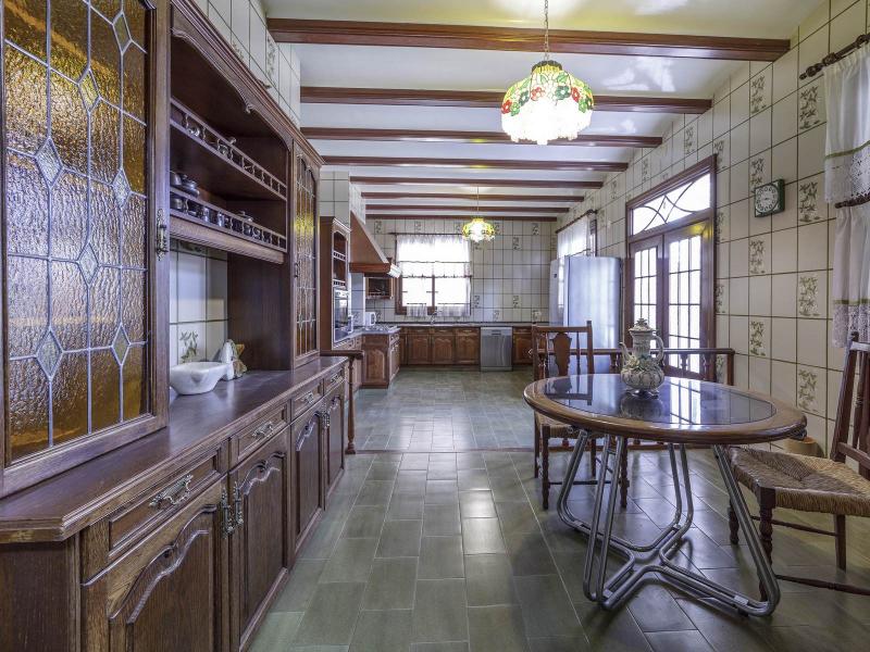 Exceptional Estate with 2 Villas, 2 Pools & 40,000 m² of Orange Groves , Valencia 