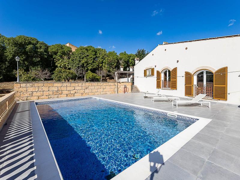 Luxury Villa for Sale in Bunyola, Mallorca , 
