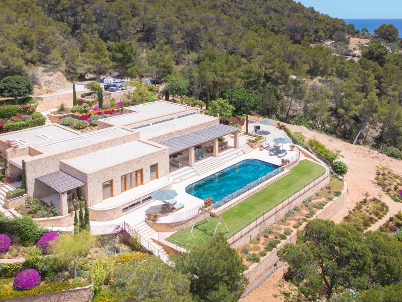 Contemporary Luxury Villa for Sale near San Carlos, Ibiza | Luxury real estate listing with beautiful architecture and stunning views