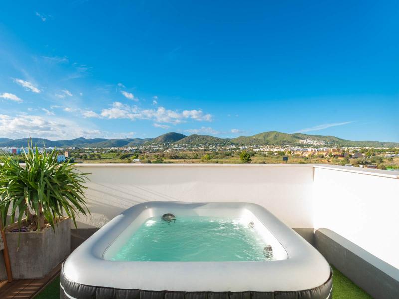 Modern Duplex for Sale in Playa d’en Bossa, Ibiza , Ibiza 