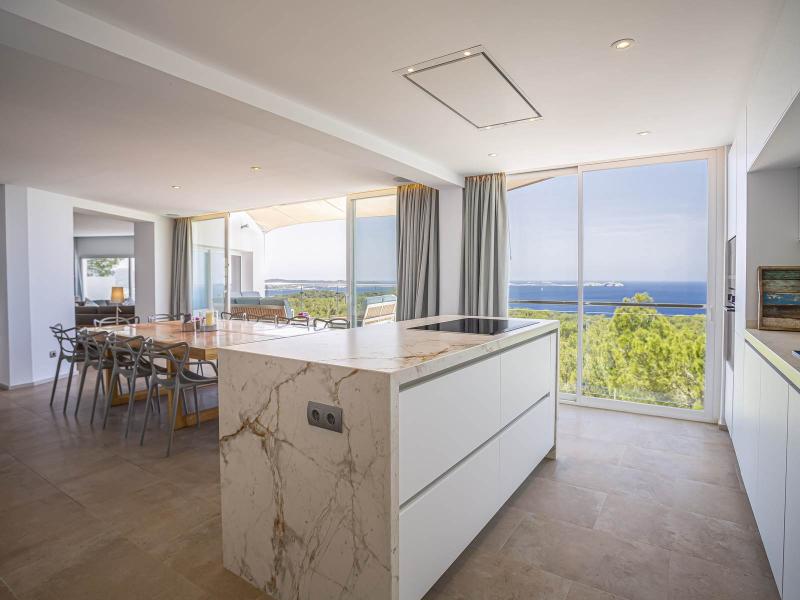 Contemporary Sea-View Villa for Sale in Ibiza , San Antonio 