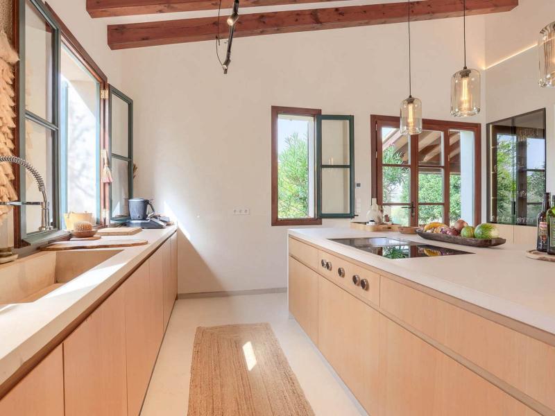 Private Villa with Guest Houses , 