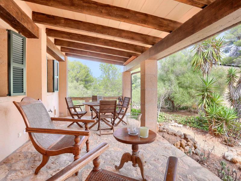 Private Villa with Guest Houses , 