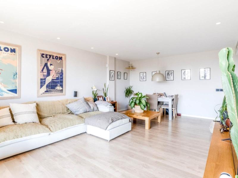 Bright Four-Bedroom Apartment with Sea Views in Sitges , Sitges 