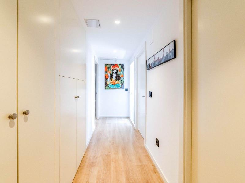 Bright Four-Bedroom Apartment with Sea Views in Sitges , Sitges 