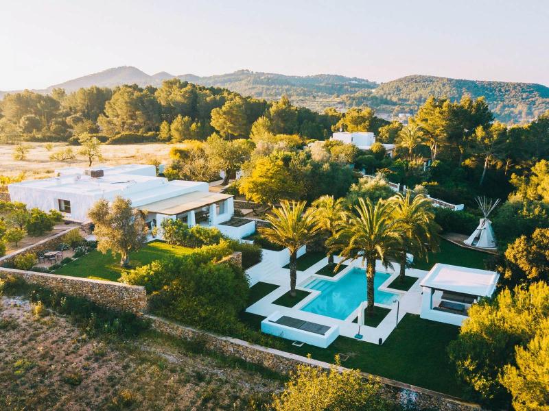 Blakstad-Style Finca for Sale Near Santa Gertrudis , Jesus 