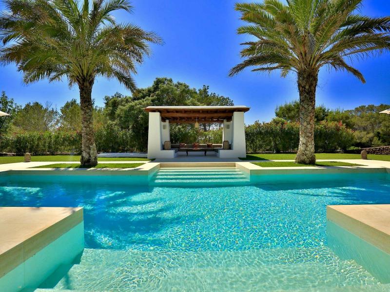 Blakstad-Style Finca for Sale Near Santa Gertrudis , Jesus 