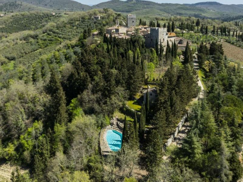 Castle for sale for sale in Siena - Gaiole In Chianti , 