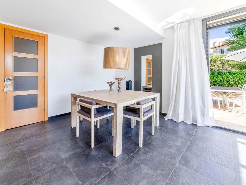 Sea View Villa for Sale in Vallpineda, Sitges , Sitges 