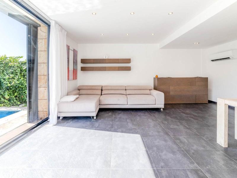 Sea View Villa for Sale in Vallpineda, Sitges , Sitges 