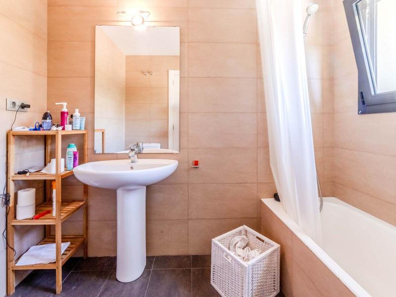 Sea View Villa for Sale in Vallpineda, Sitges , Sitges 