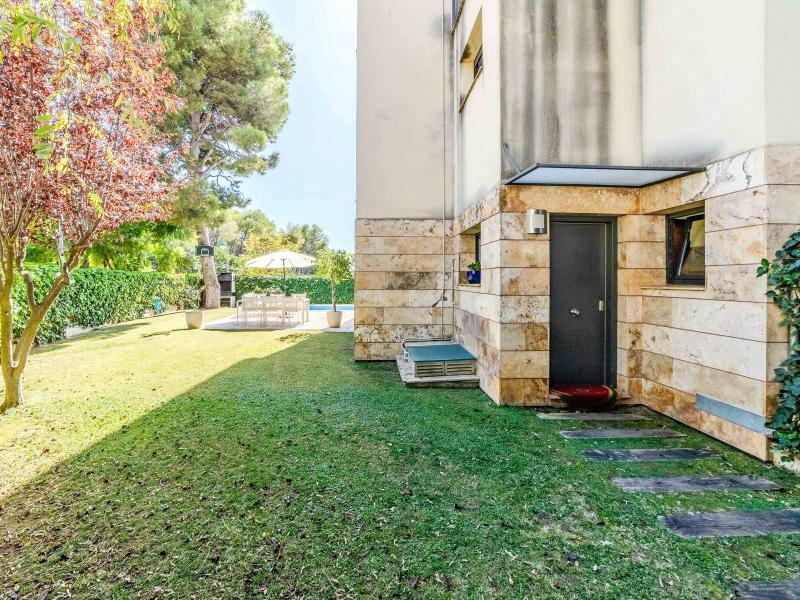 Sea View Villa for Sale in Vallpineda, Sitges , Sitges 