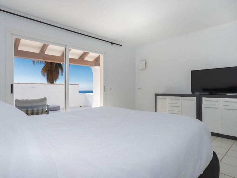 Villa for sale in Urbanización Vista Alegre - Ibiza , 
