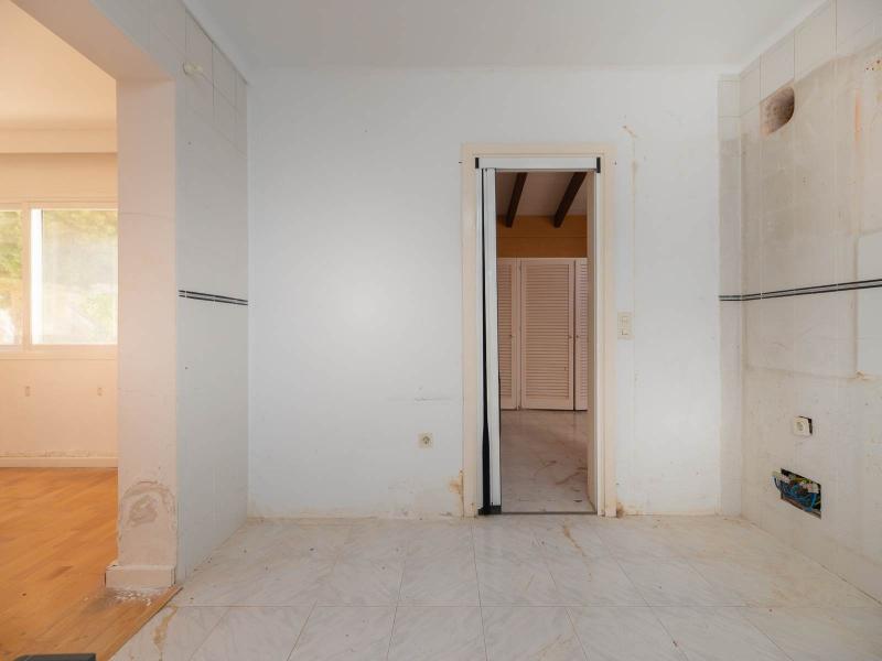 Villa for sale in Urbanización Vista Alegre - Ibiza , 
