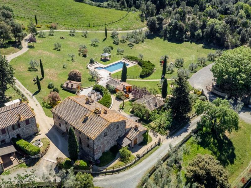Historic Tuscan Borgo with Pool and Olive Grove for Sale in Gambassi Terme , Tuscany 