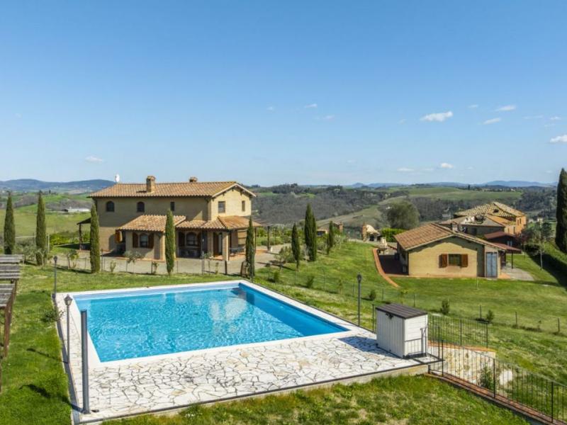 Val d’Orcia Estate with Farmhouses , Tuscany 