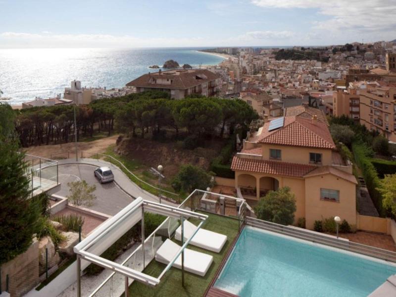 Modern Villa for Sale in Blanes with Sea Views , Costa Brava , Girona 