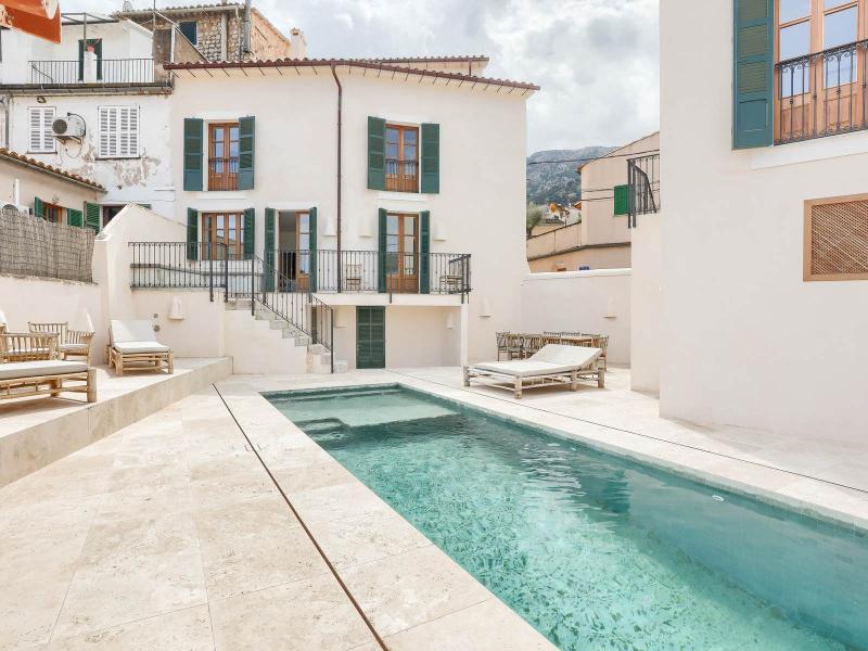 Renovated Townhouse with Pool , Soller 
