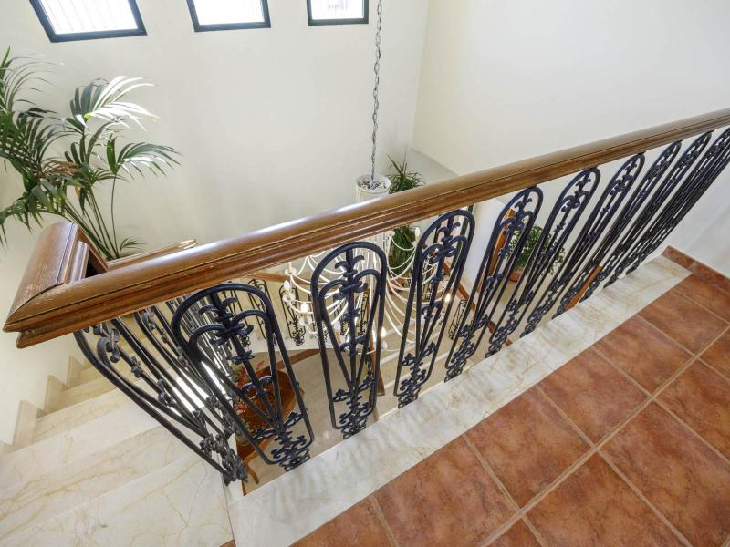 Mediterranean-Style Sea View Villa for Sale , Valencia 