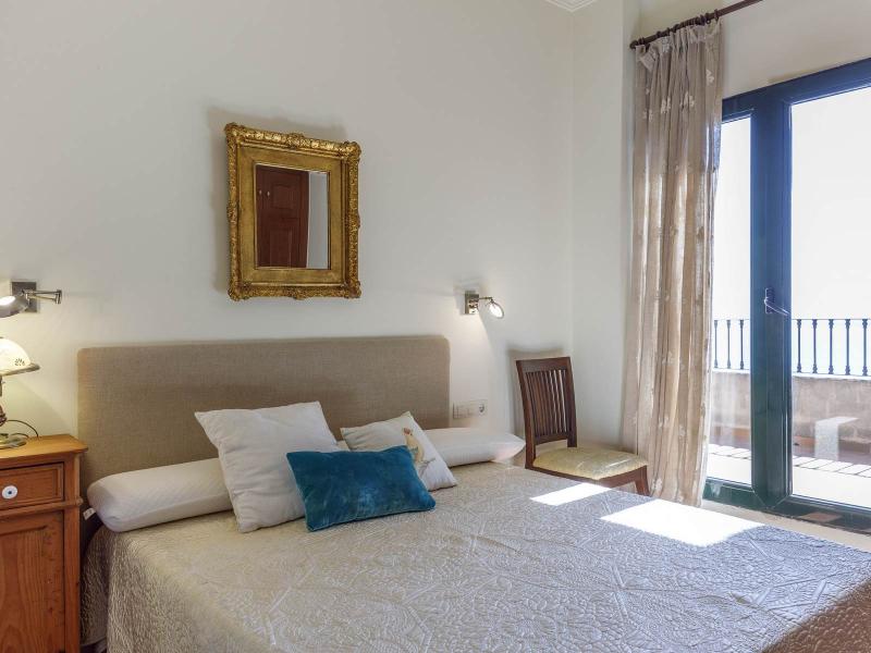 Mediterranean-Style Sea View Villa for Sale , Valencia 
