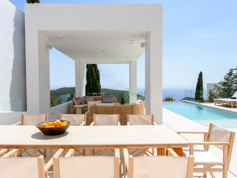 Luxury Contemporary Ibiza Villa for Sale with Panoramic Sea Views , Santa Eulària des Riu 