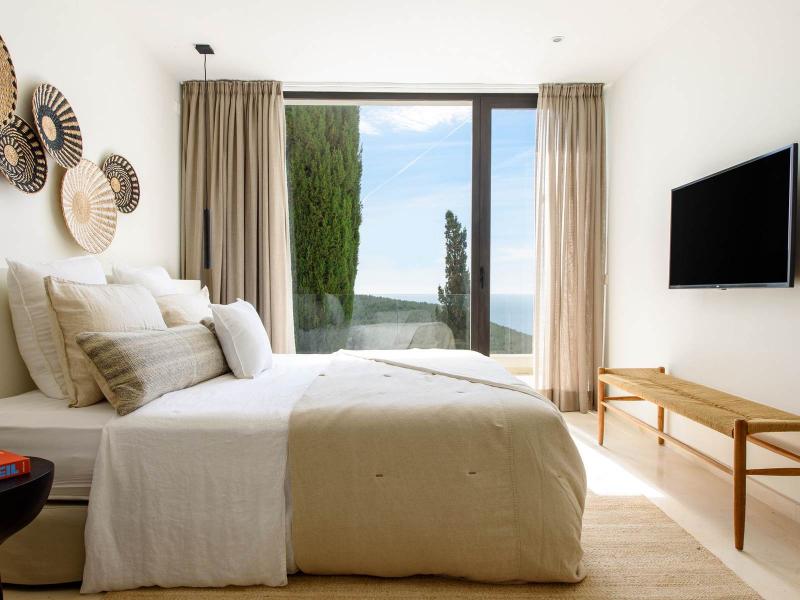 Luxury Contemporary Ibiza Villa for Sale with Panoramic Sea Views , Santa Eulària des Riu 
