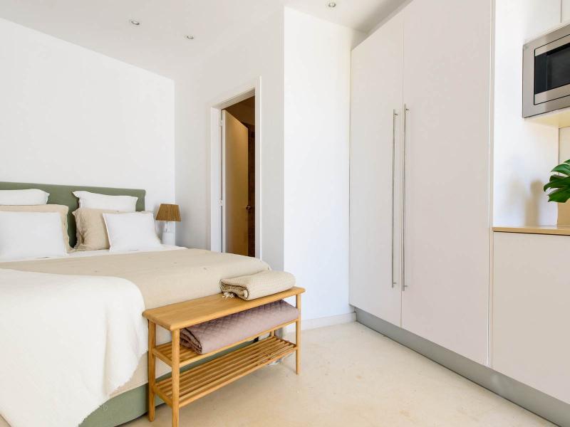 Luxury Contemporary Ibiza Villa for Sale with Panoramic Sea Views , Santa Eulària des Riu 