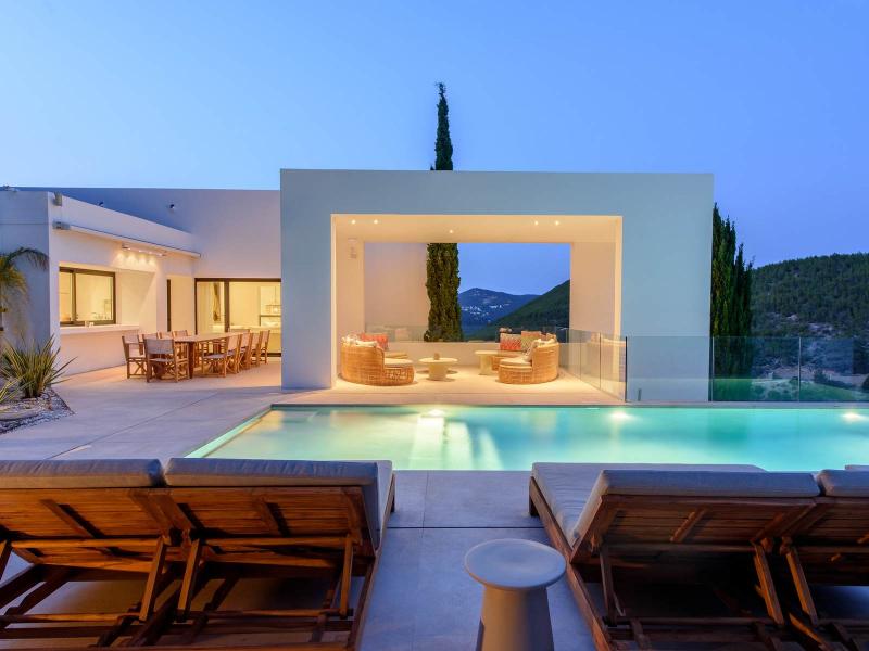Luxury Contemporary Ibiza Villa for Sale with Panoramic Sea Views , Santa Eulària des Riu 