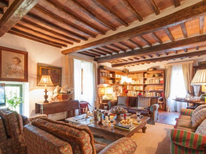 Historic Country Villa for Sale , Tuscany 