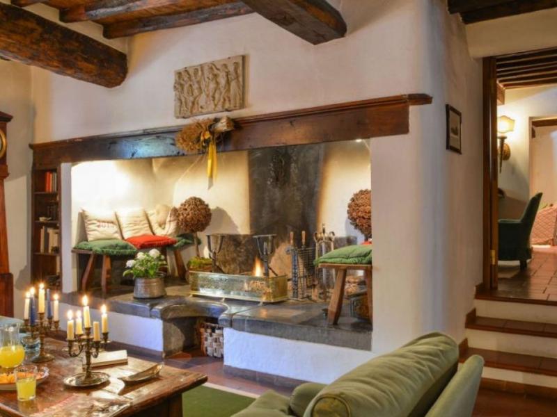 Historic Country Villa for Sale , Tuscany 