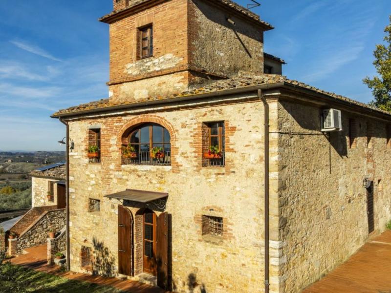 Country House/Farmhouse for sale for sale in Siena - Rapolano Terme , 
