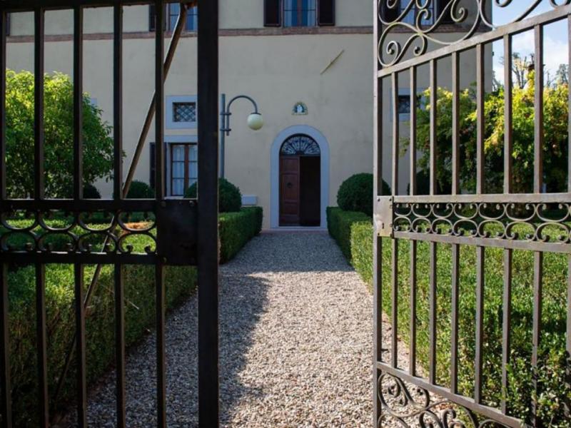 Historic Del Santo Mansion Resort for Sale in Chianti Classico, Tuscany , Tuscany 