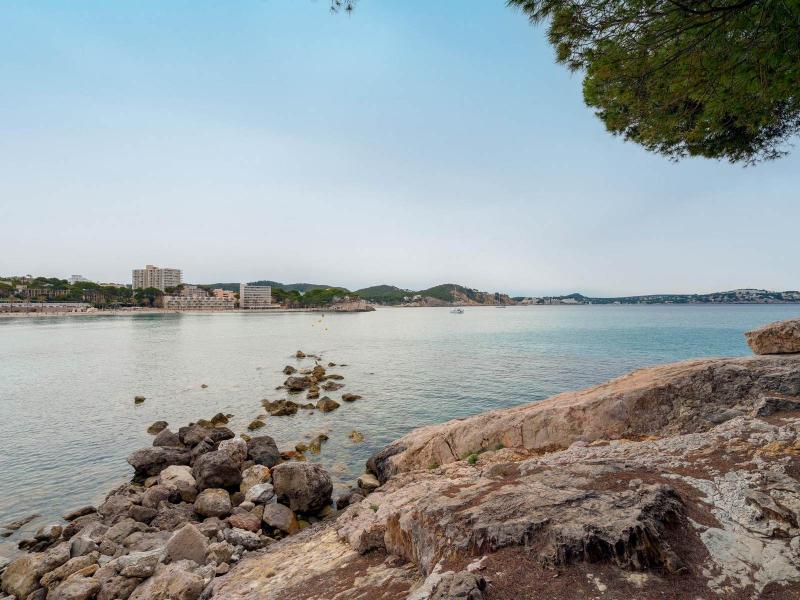 Seafront Villa with Private Dock and Beach , 