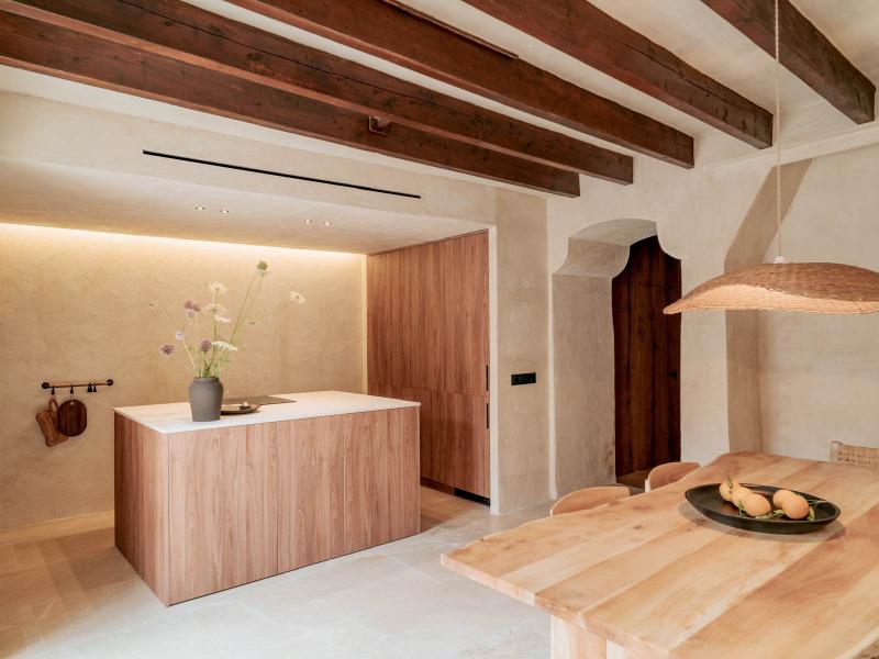 Stylishly Renovated Townhouse in Es Llombards , 